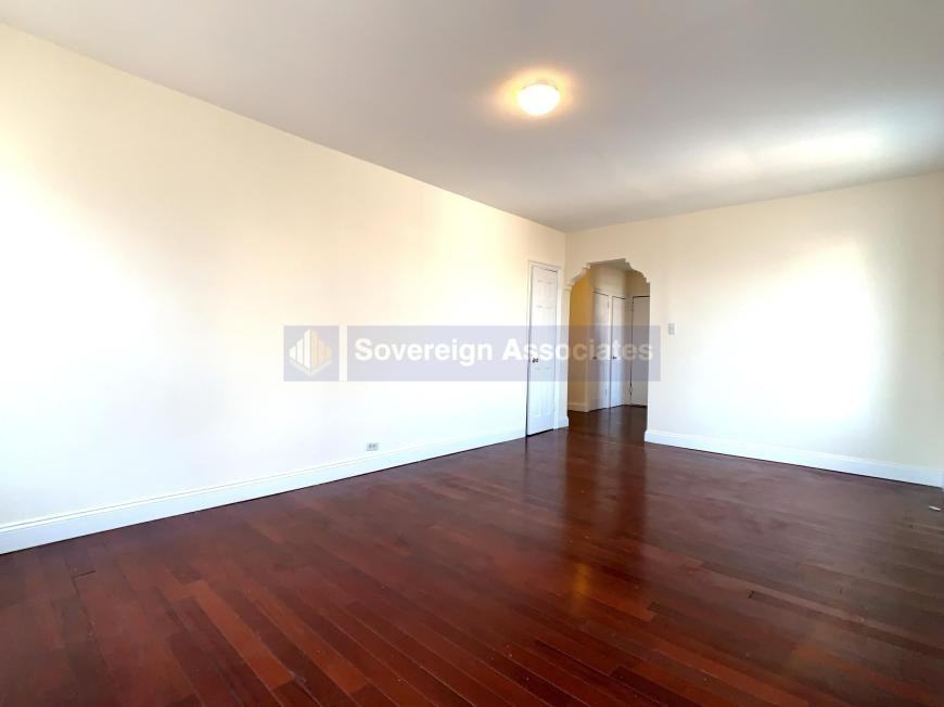 55 Cooper St - Photo 2 of 4