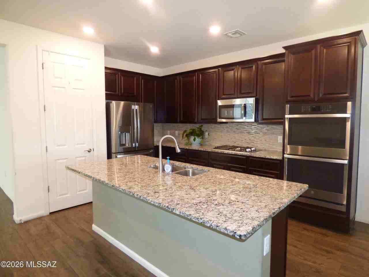 12850 E Quail Wash Canyon Ln - Photo 6 of 40