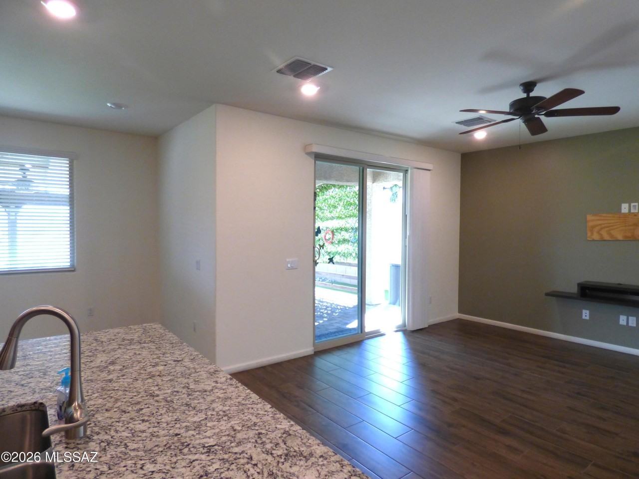12850 E Quail Wash Canyon Ln - Photo 7 of 40