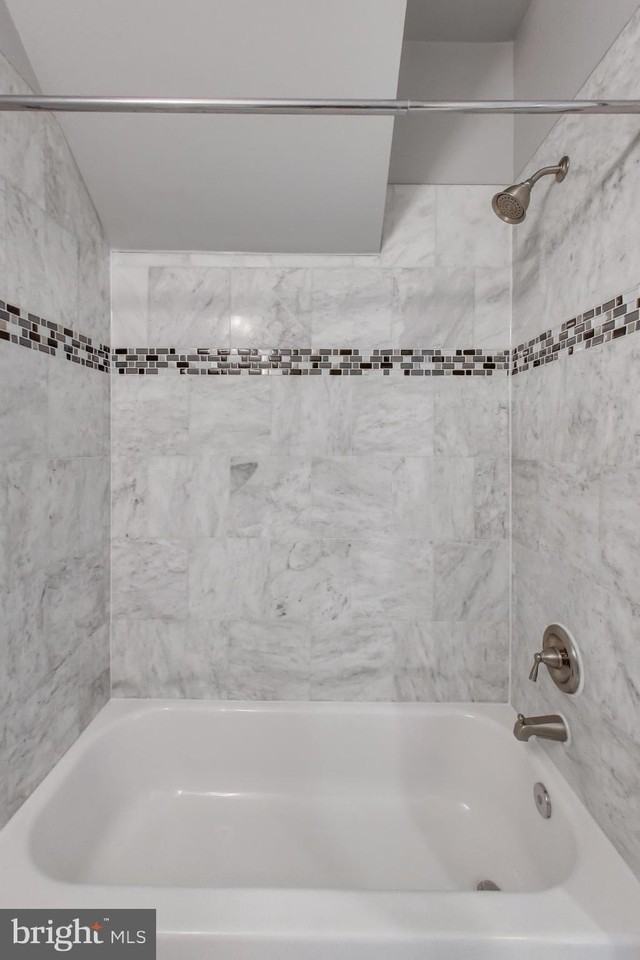 1220 19th St Ne #3A - Photo 6 of 32