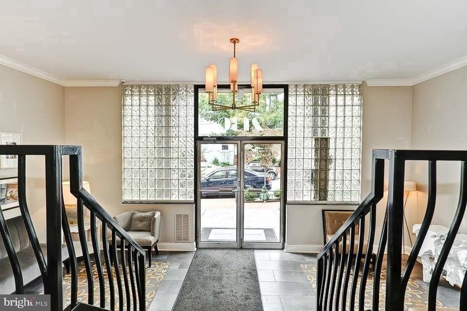 2130 N St Nw #303 - Photo 4 of 29
