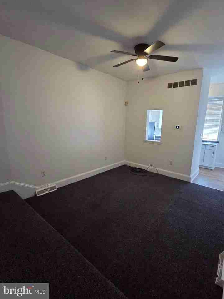 311 W 2nd St #1 - Photo 5 of 10