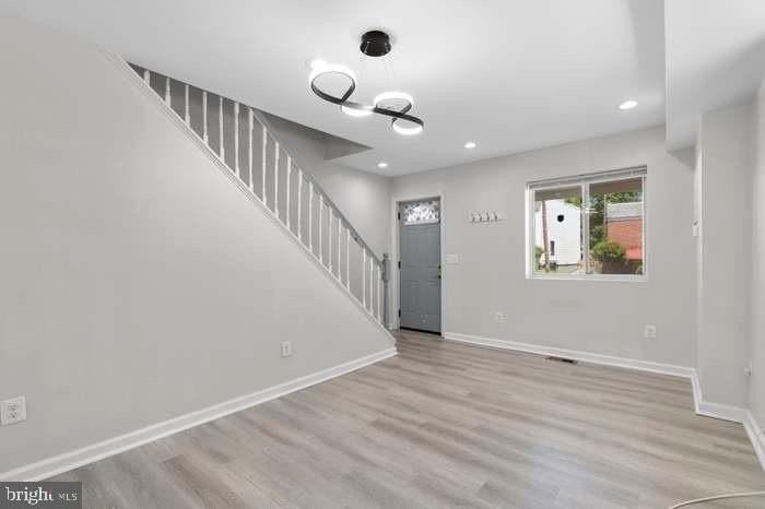 4816 Beaufort Ave - Photo 3 of 35