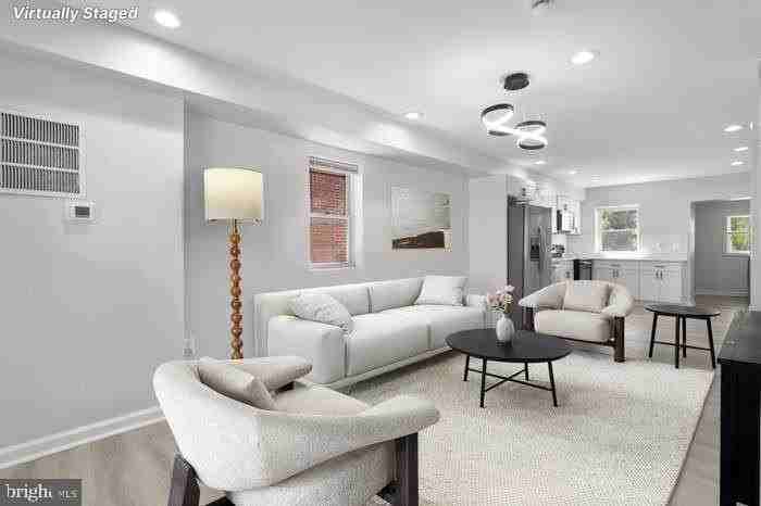 4816 Beaufort Ave - Photo 6 of 35