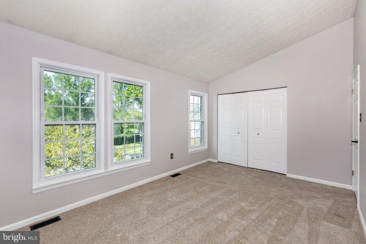 367 Doral Ct - Photo 6 of 50