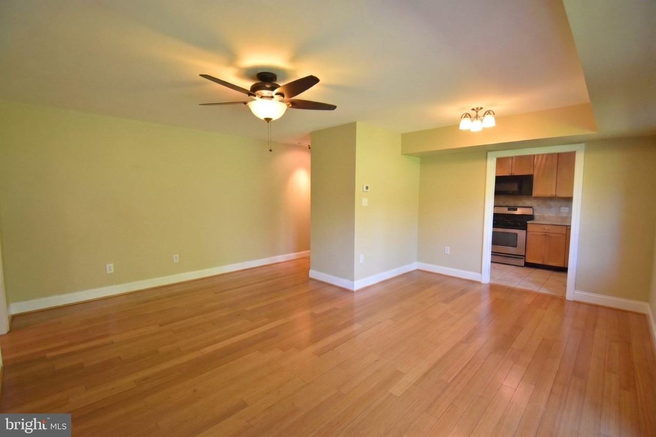 10650 Weymouth St #103 - Photo 7 of 10