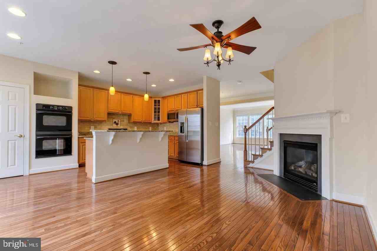 725 Ridgemont Ave