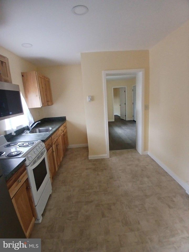31 Marble St #C - Photo 6 of 9