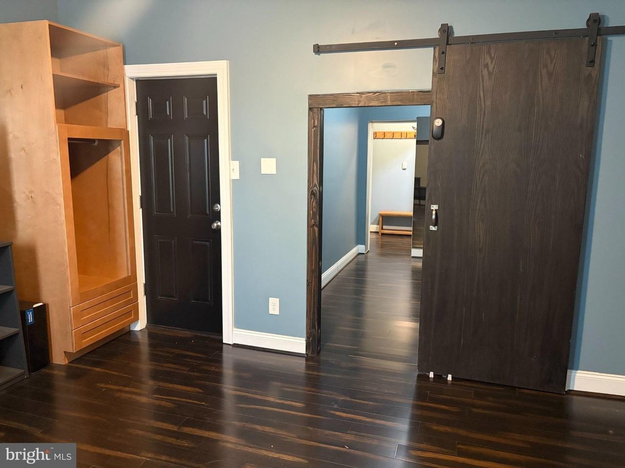 3133 N Front St #2ndFL - Photo 6 of 24