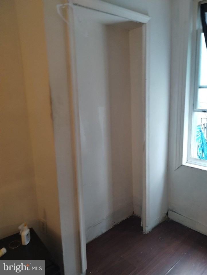 3450 Tampa St - Photo 3 of 5