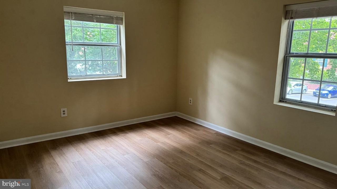 1735 N Rhodes St #239 - Photo 3 of 14