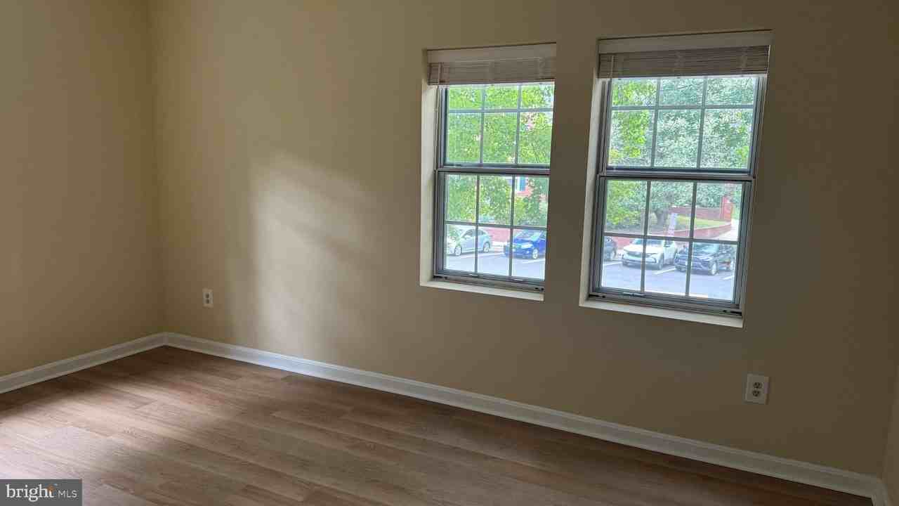 1735 N Rhodes St #239 - Photo 6 of 14