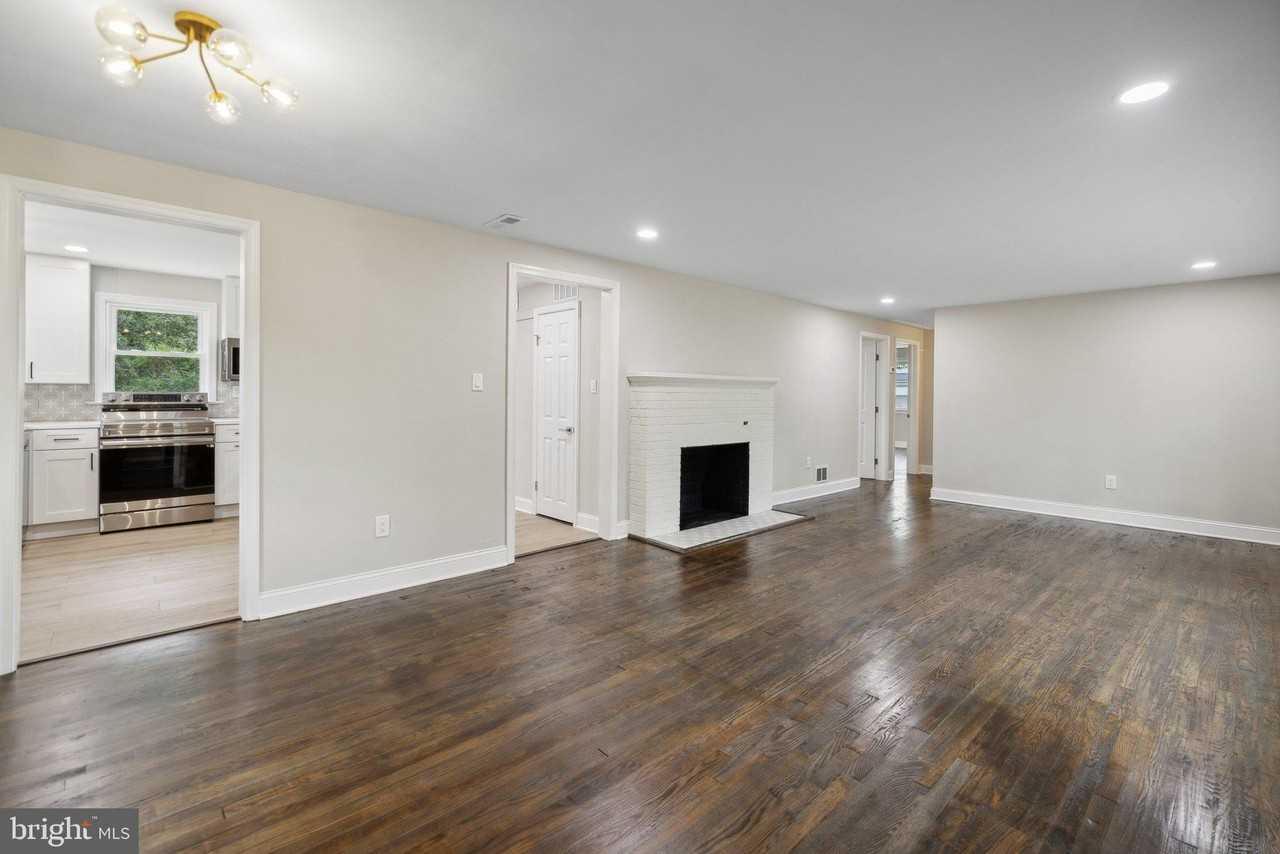 6712 S Benson Dr - Photo 3 of 30
