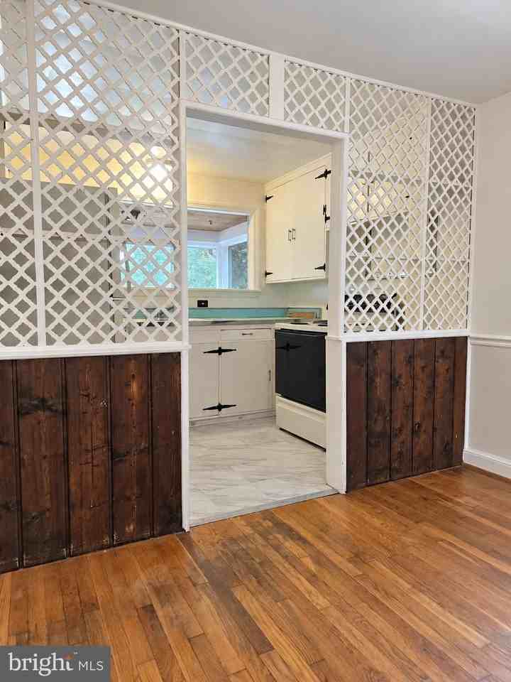 4731 Edwards St - Photo 5 of 13