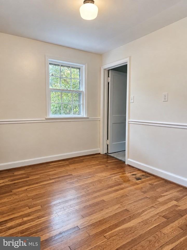 4731 Edwards St - Photo 6 of 13