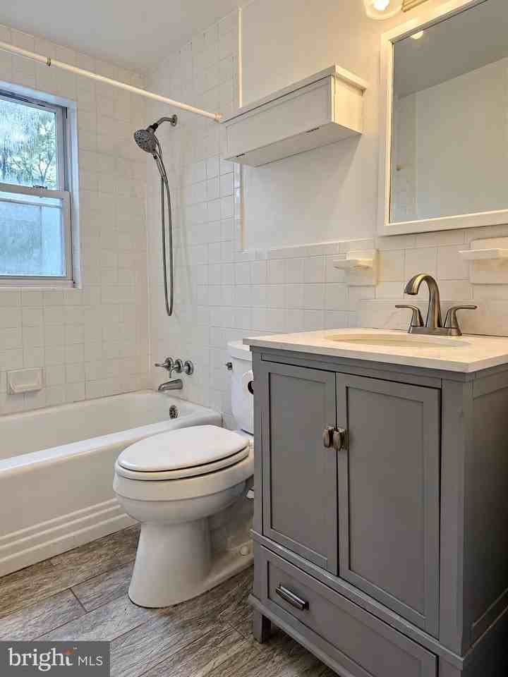 4731 Edwards St - Photo 7 of 13