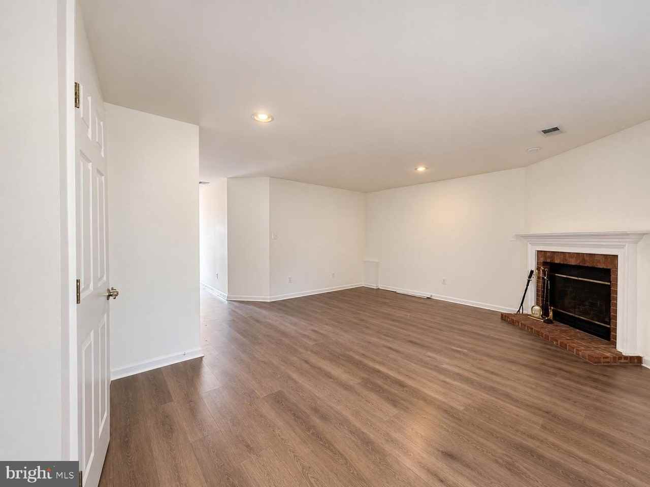 6634 Frost Lake Ln - Photo 6 of 40