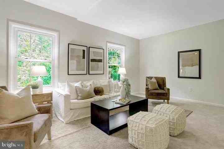 6372 Eighth Cir - Photo 5 of 29