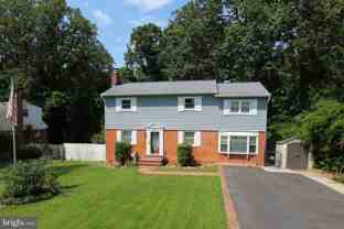 14702 Anderson St - Photo 1 of 1