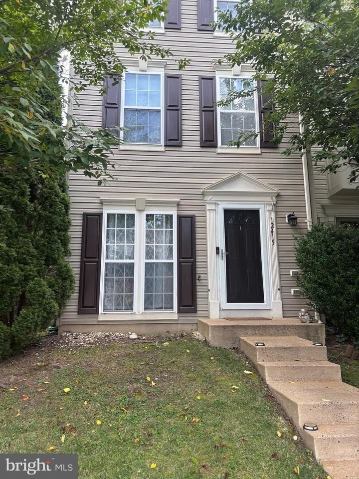 12415 Selkirk Cir - Photo 2 of 7