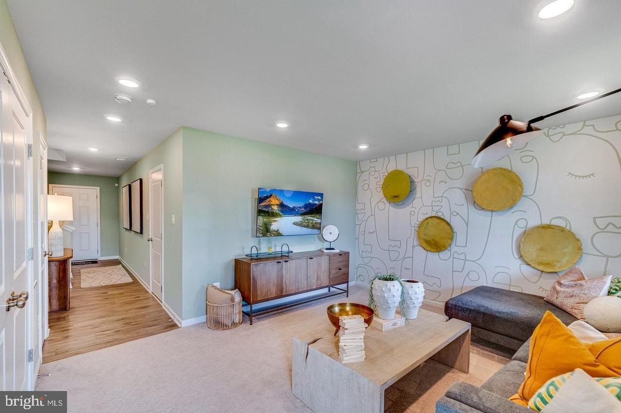71 Swan Field Ave - Photo 6 of 18