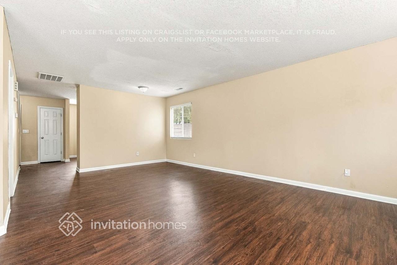 715 Sunmeadow Dr - Photo 5 of 18