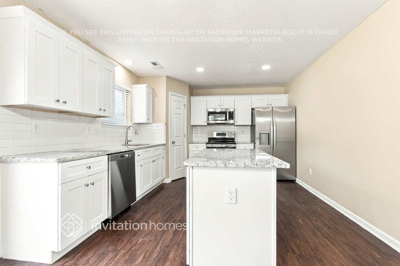 715 Sunmeadow Dr - Photo 7 of 18
