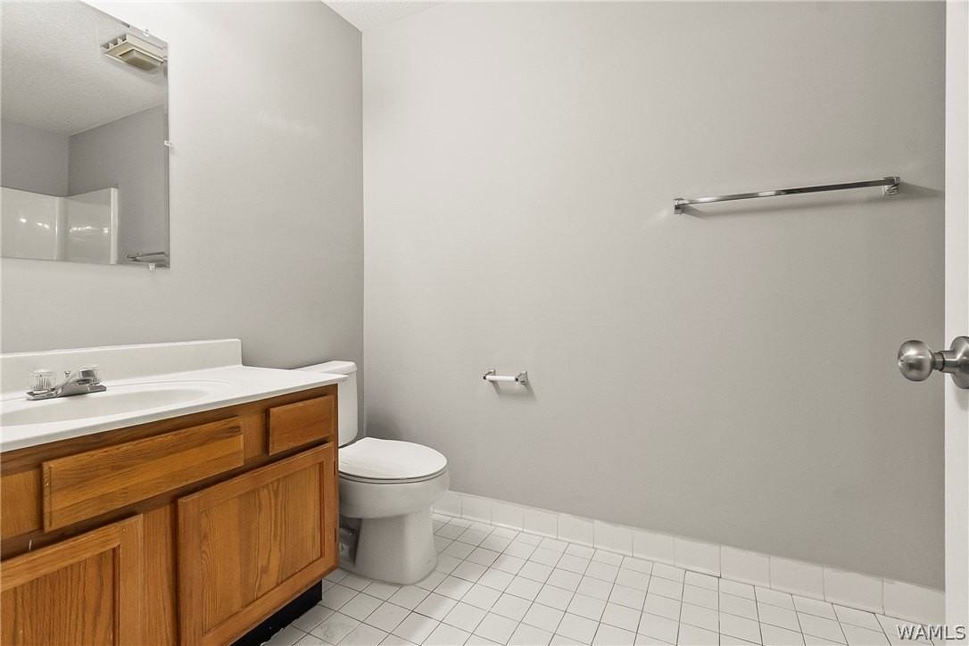 2515 Veterans Memorial Pkwy #114 - Photo 6 of 17