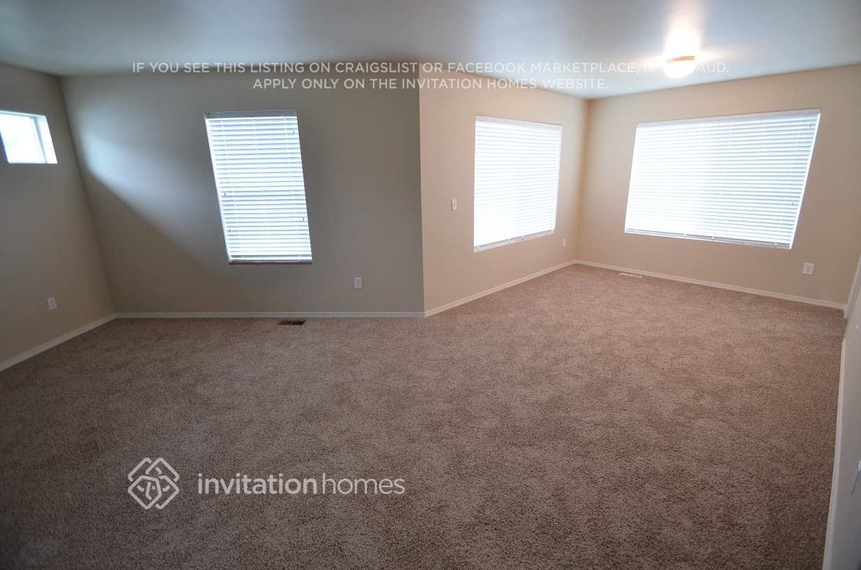 21644 Se 298th Pl - Photo 4 of 12