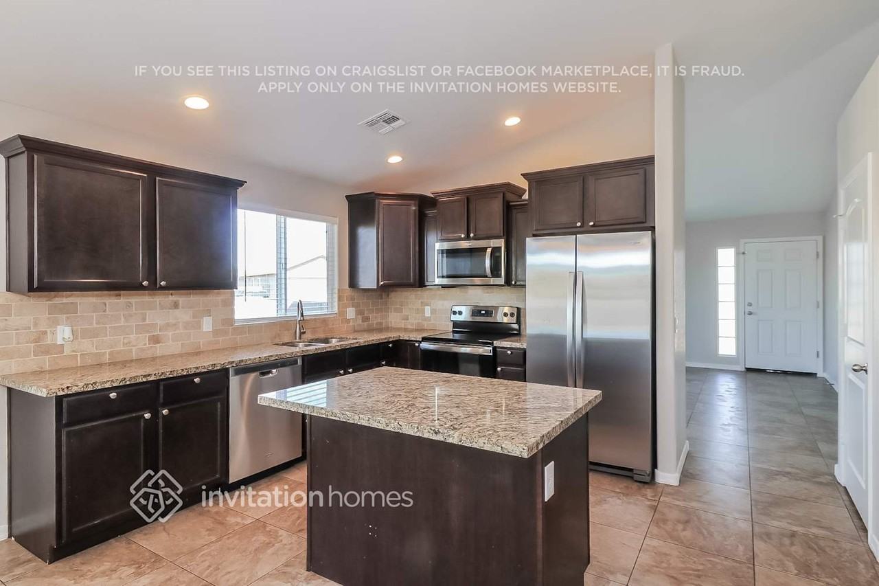 5726 S 27th Dr - Photo 6 of 15