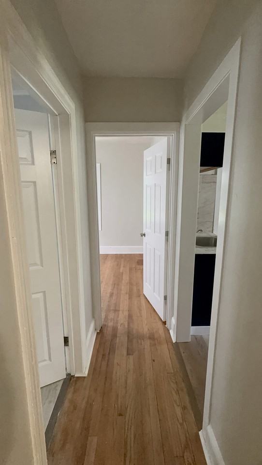 176 W Calthrop Ave #1 - Photo 5 of 8