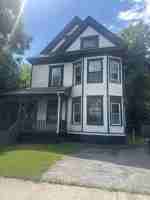 featured image of 207 Mclennan Ave #2
