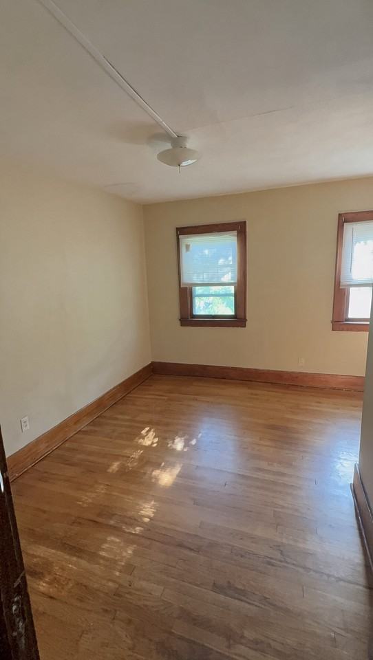 103 Herkimer St #3rdFL - Photo 3 of 6