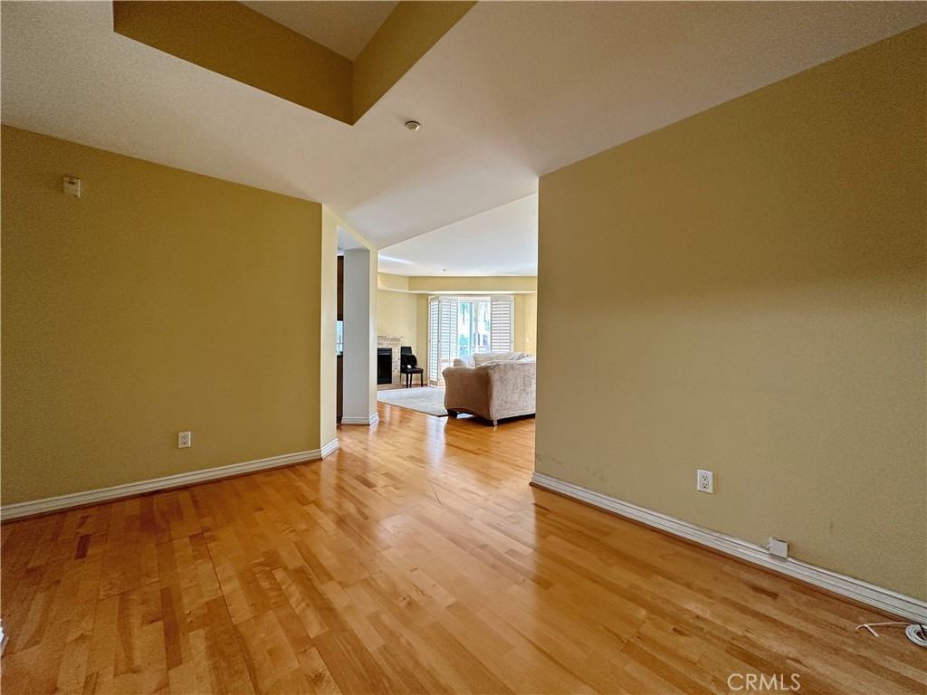 320 S Willaman Dr Apt 402 - Photo 6 of 29