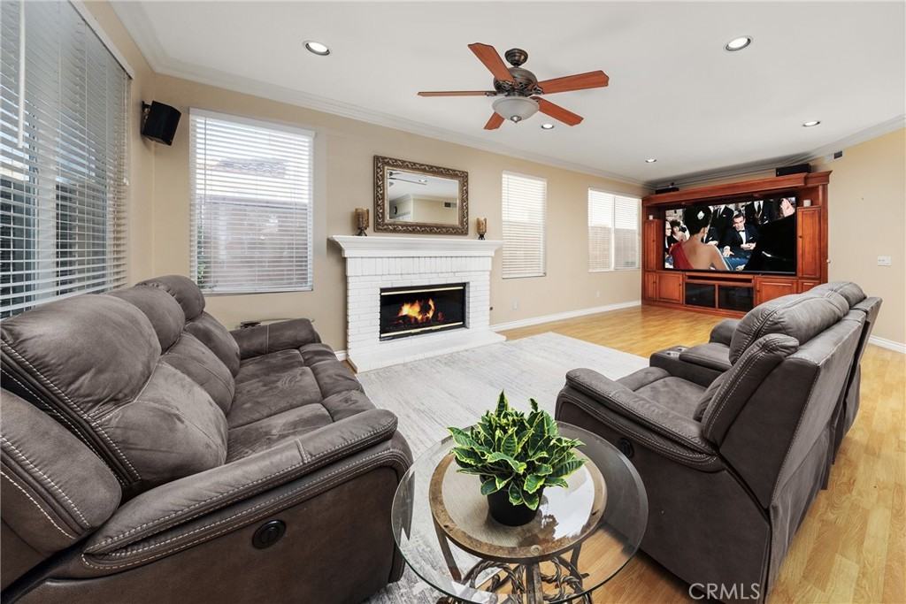 21 Foxcrest - Photo 6 of 34