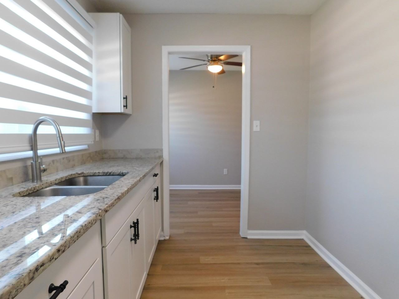 270 Spring St Sw #1 - Photo 7 of 13