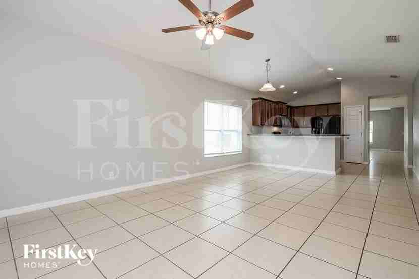 643 Andalusia Loop - Photo 5 of 19