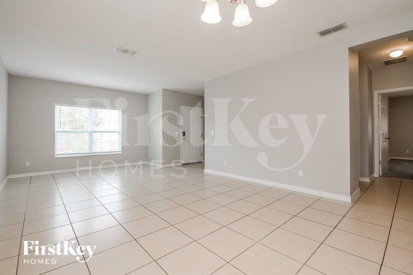 643 Andalusia Loop - Photo 6 of 19