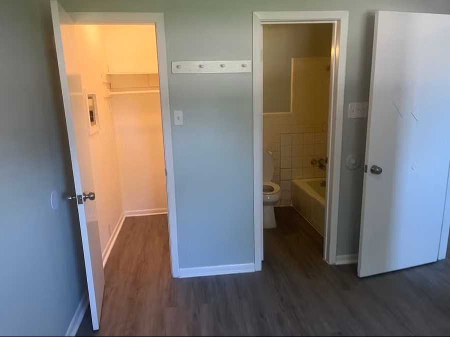 208 E Reagan Ave #208 - Photo 4 of 7