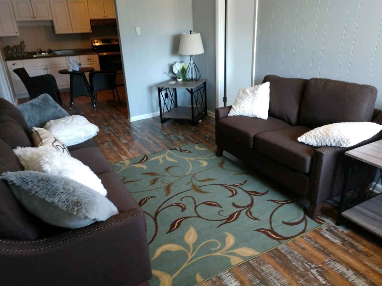 3317 Franklin Ave #12 - Photo 2 of 6