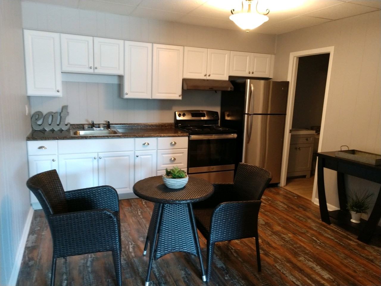 3317 Franklin Ave #12 - Photo 3 of 6