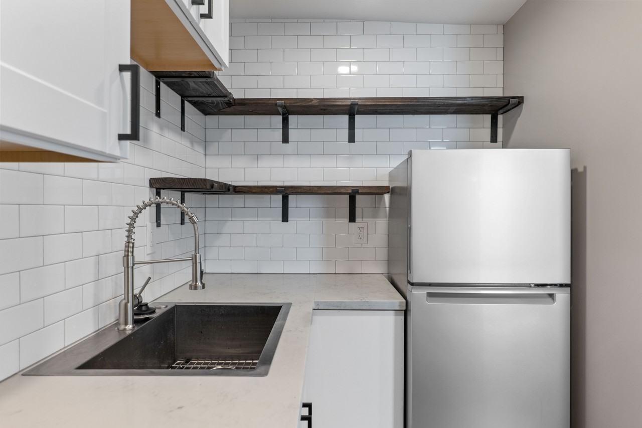 1606 E Catalina Dr #G - Photo 7 of 18