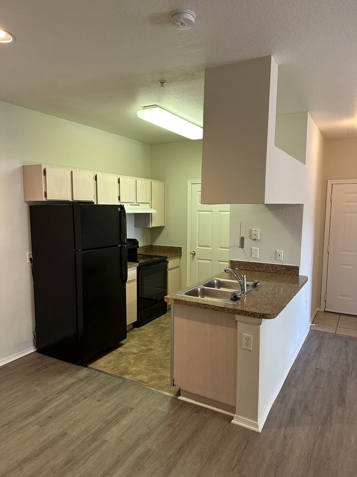 13116 Sanctuary Cove Dr #102 - Photo 6 of 16