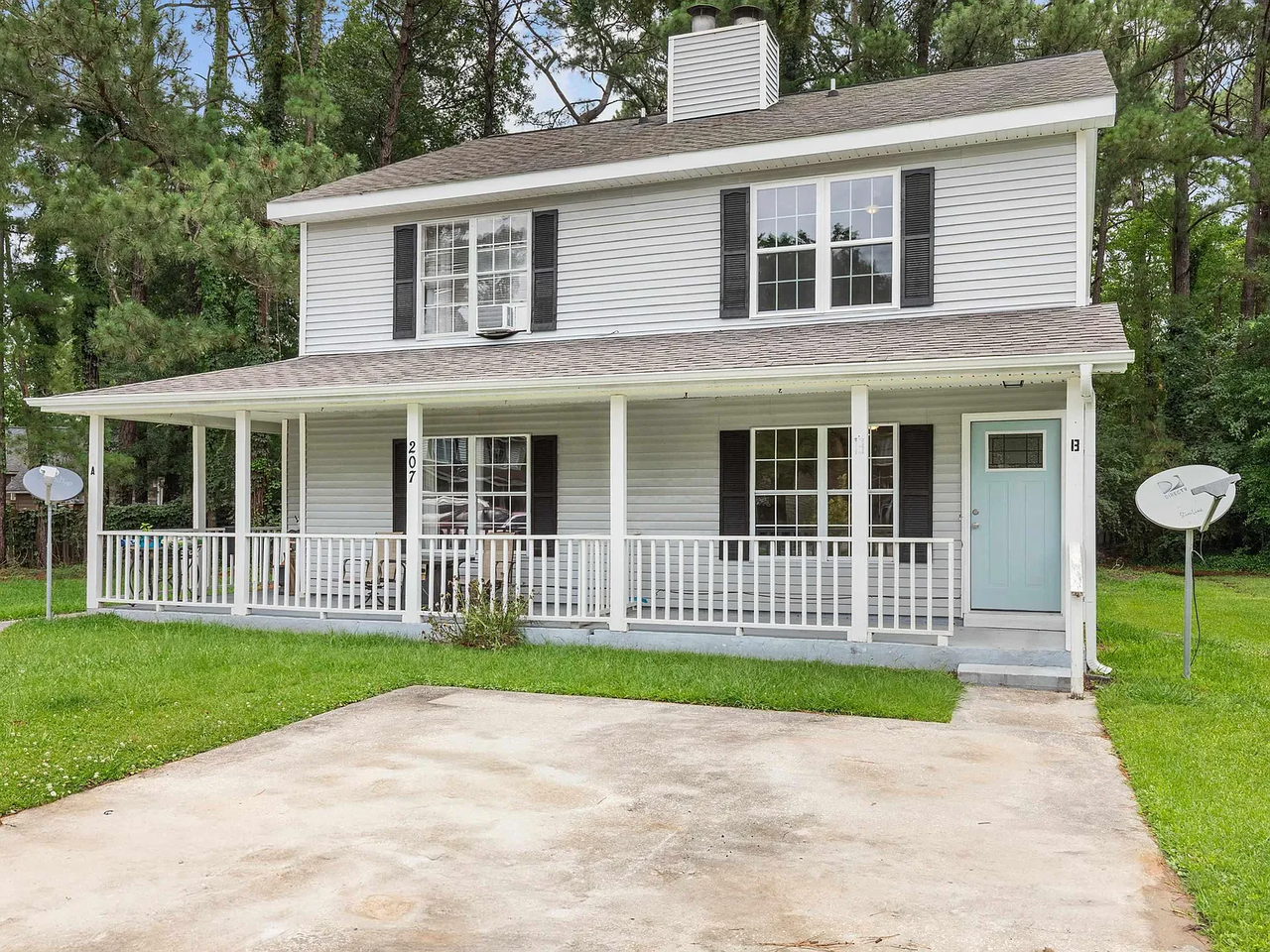 207 Townes Ct #B - Photo 2 of 11