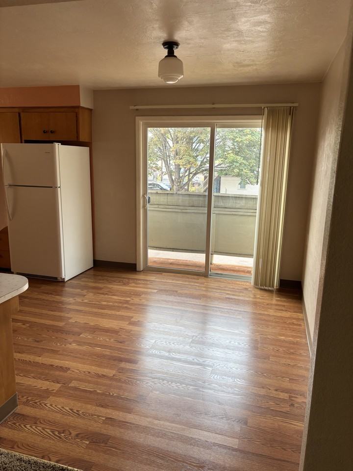 774 Cottage St Ne #774 - Photo 6 of 17