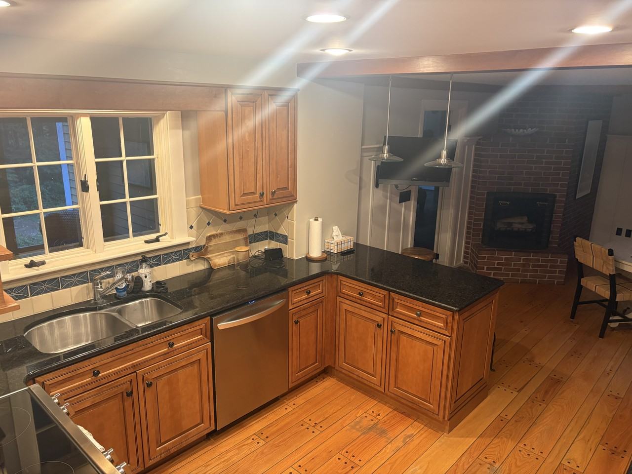 172 Readfield Rd - Photo 4 of 47