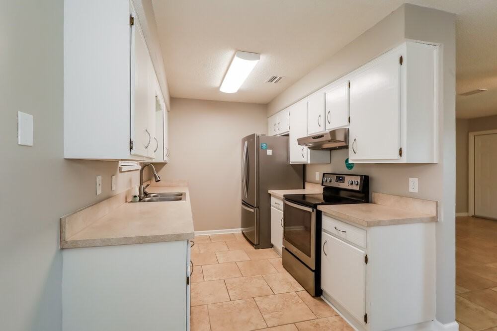 2204 John Morton Rd - Photo 4 of 14