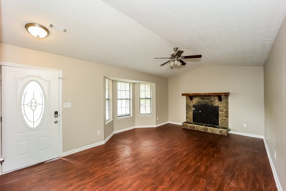 7439 Cardinal Way - Photo 7 of 18