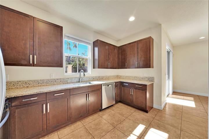 6974 Long Pine Circle - Photo 4 of 8