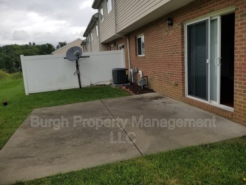 801 Wingate Dr - Photo 3 of 17